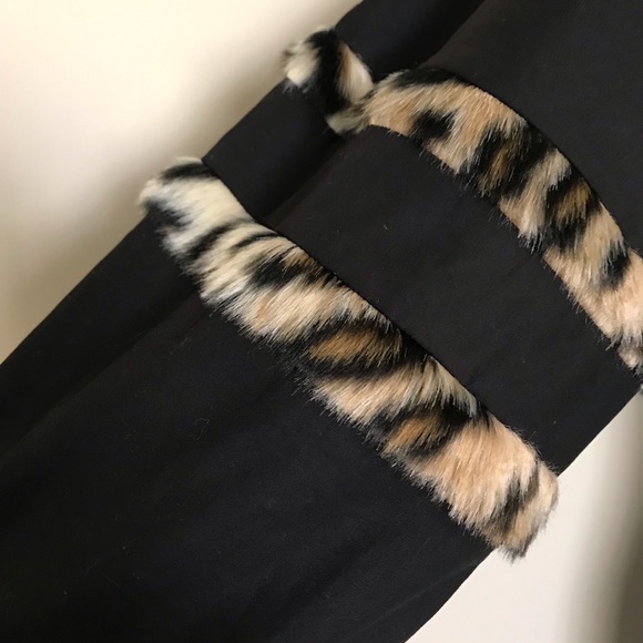 Zara long sleeve with faux leopard fur detail - Picture 2 of 8